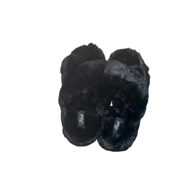PINK Victoria's Secret Black Faux Fur Slippers Women Medium - Picture 2 of 5